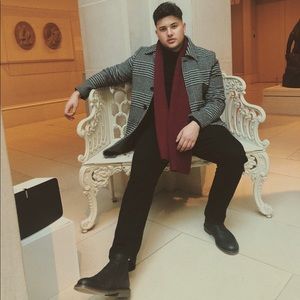 Meet your Posher, Michael